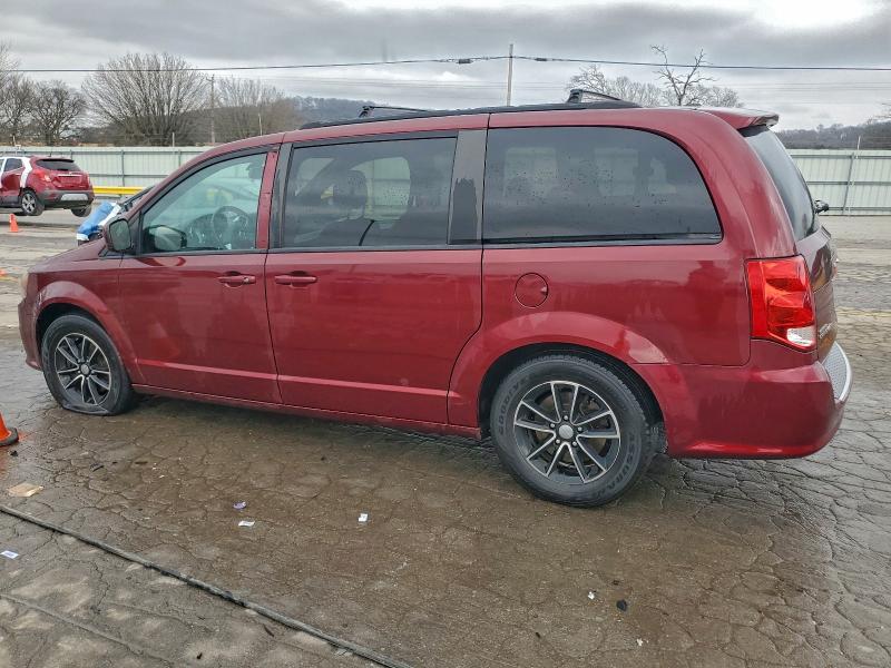 Фото 2 - DODGE CARAVAN
