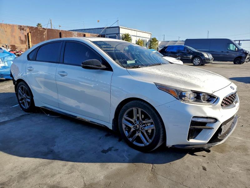 Фото 4 - KIA FORTE