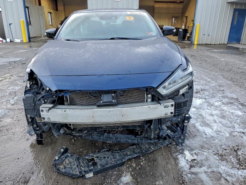 Фото 5 - NISSAN MAXIMA