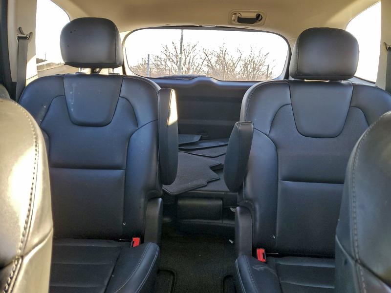 Фото 10 - KIA TELLURIDE