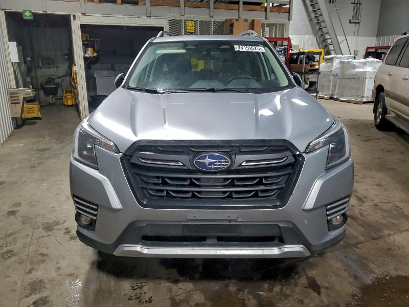 Фото 5 - SUBARU FORESTER