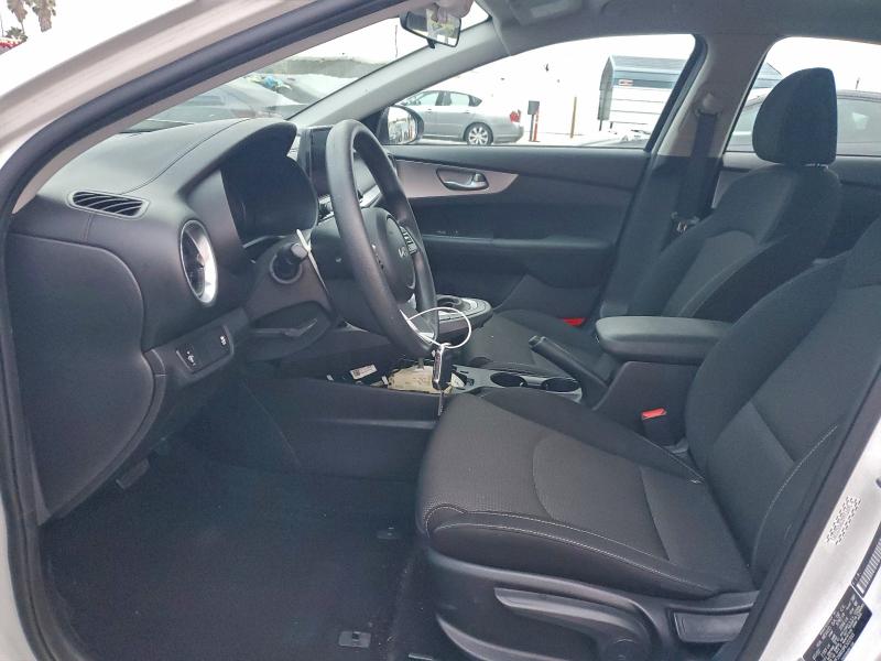 Фото 7 - KIA FORTE