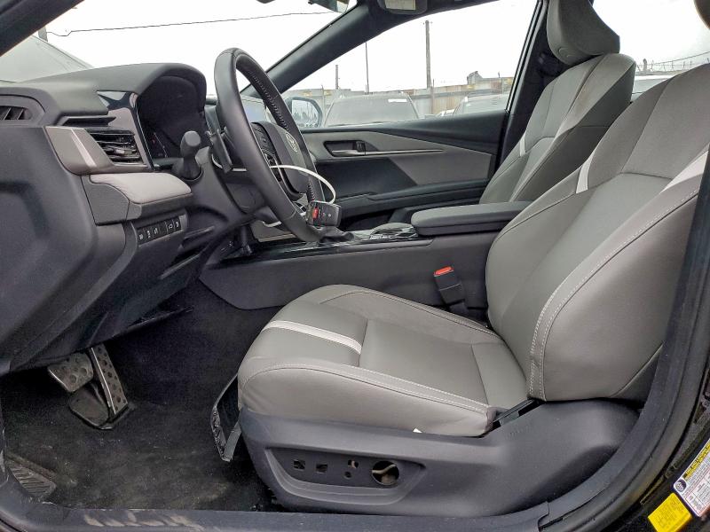 Фото 7 - TOYOTA CAMRY