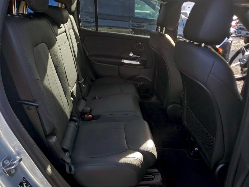 Фото 11 - MERCEDES-BENZ EQB 250+