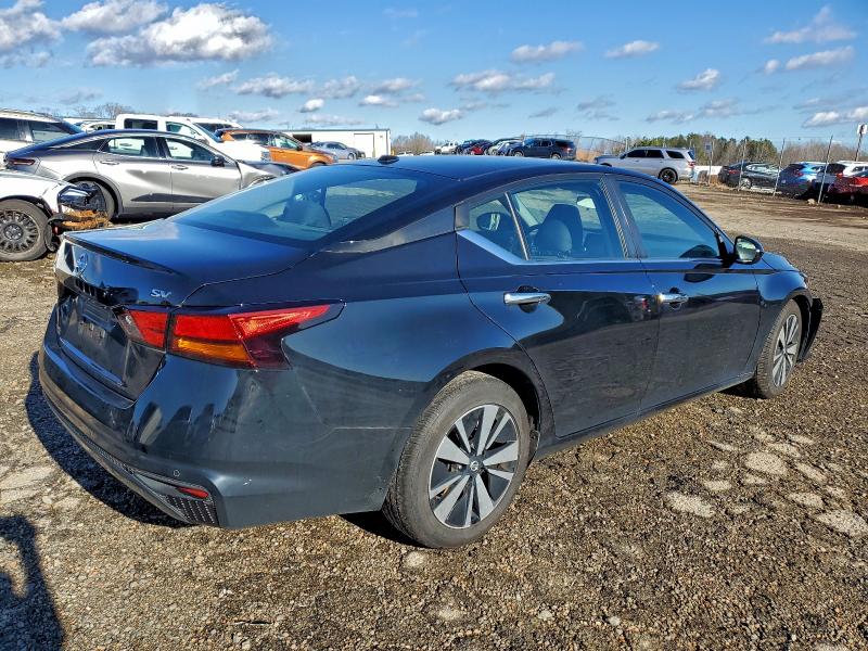 Фото 3 - NISSAN ALTIMA