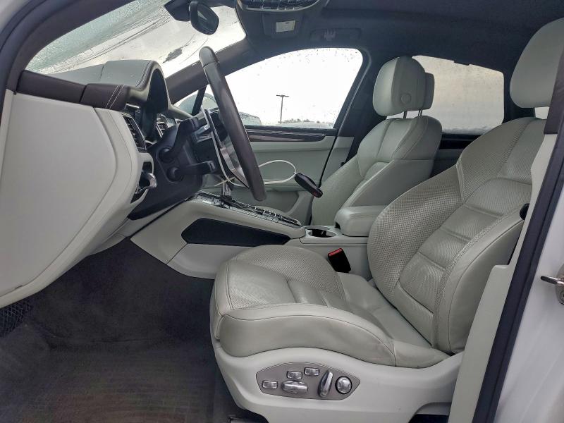 Фото 7 - PORSCHE MACAN