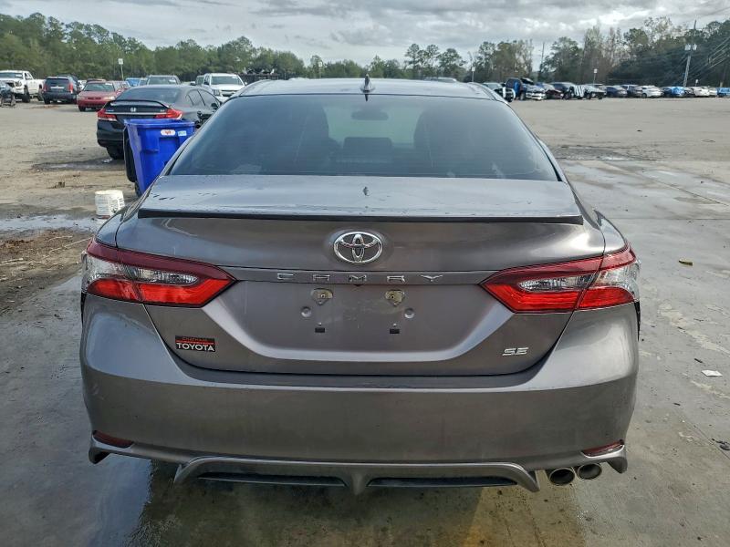 Фото 6 - TOYOTA CAMRY