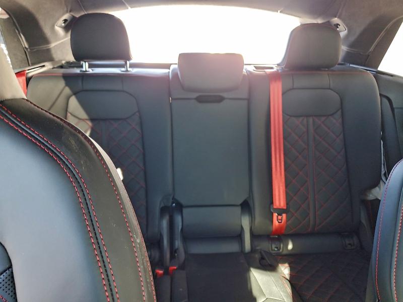 AUDI SQ8 2025 VIN WA1CWBF19SD038002