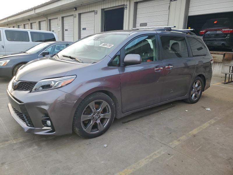 Фото 1 - TOYOTA SIENNA