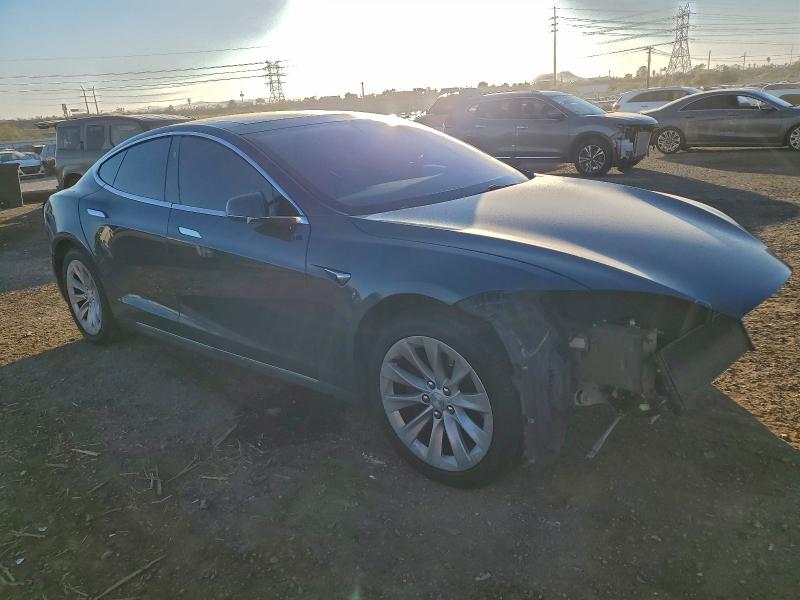 Фото 4 - TESLA MODEL S