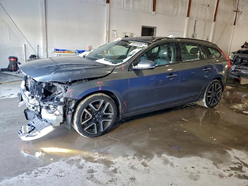 Фото 1 - VOLVO V60