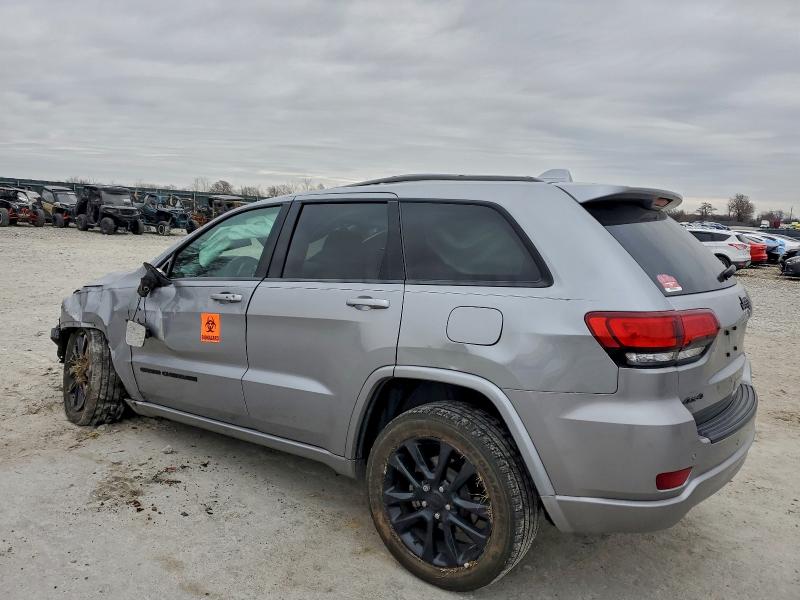 Фото 2 - JEEP GRAND CHER