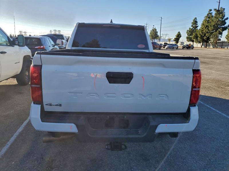 Фото 6 - TOYOTA TACOMA