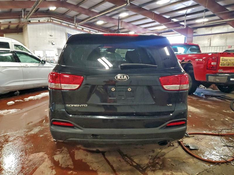 Фото 6 - KIA SORENTO