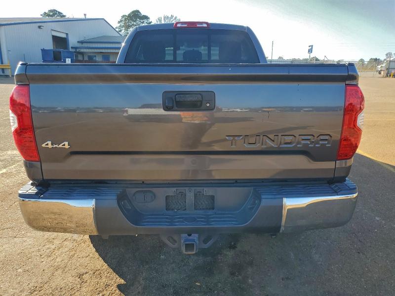 Фото 6 - TOYOTA TUNDRA