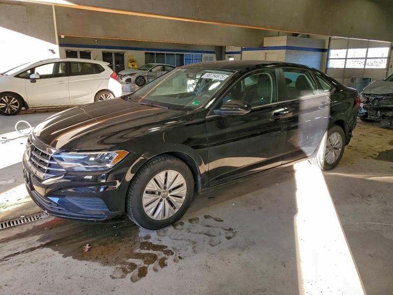 Фото 1 - VOLKSWAGEN JETTA