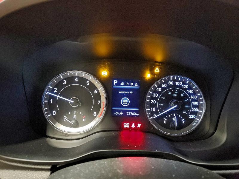 Фото 9 - HYUNDAI VENUE