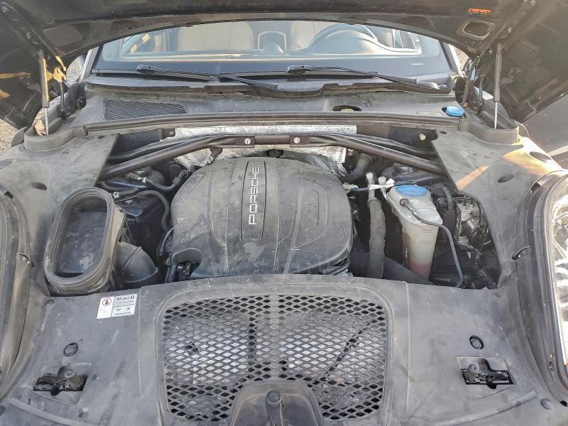 Фото 12 - PORSCHE MACAN