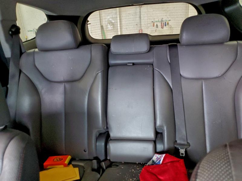 Фото 10 - HYUNDAI SANTA FE