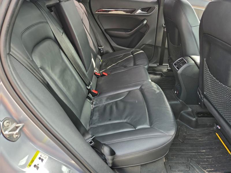 Фото 10 - AUDI Q3