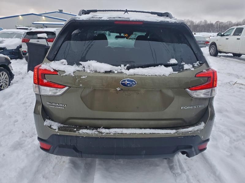 Фото 6 - SUBARU FORESTER