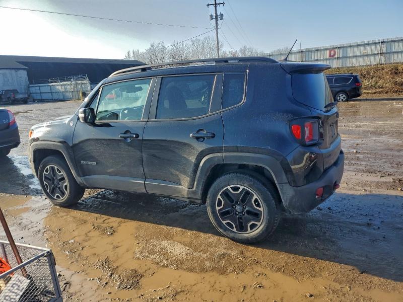 Фото 2 - JEEP RENEGADE