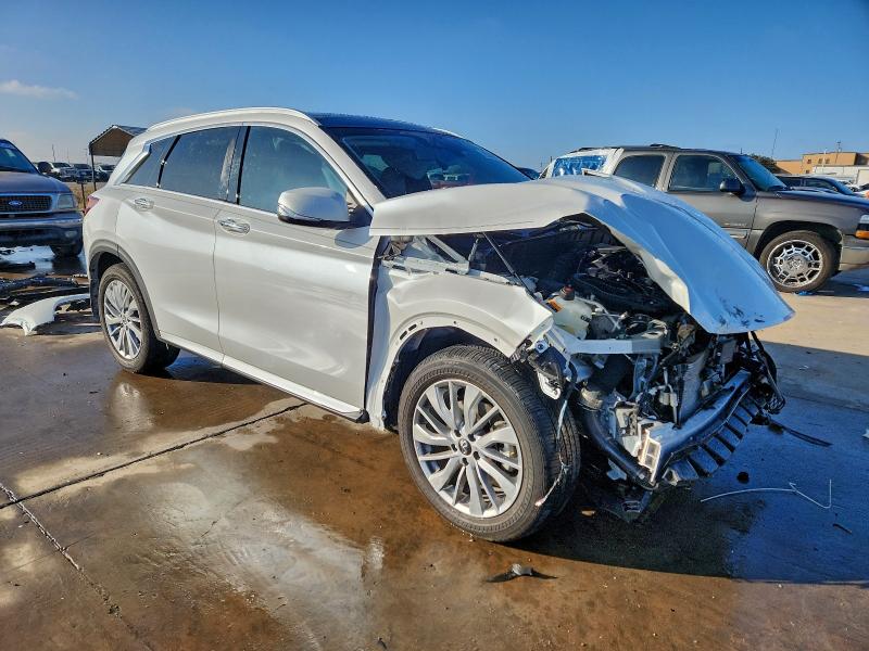 Фото 4 - INFINITI QX50