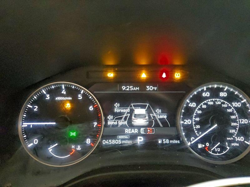 Фото 9 - MITSUBISHI OUTLANDER