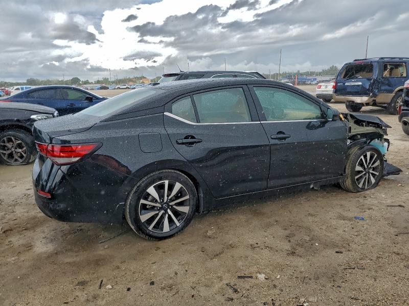 Фото 3 - NISSAN SENTRA