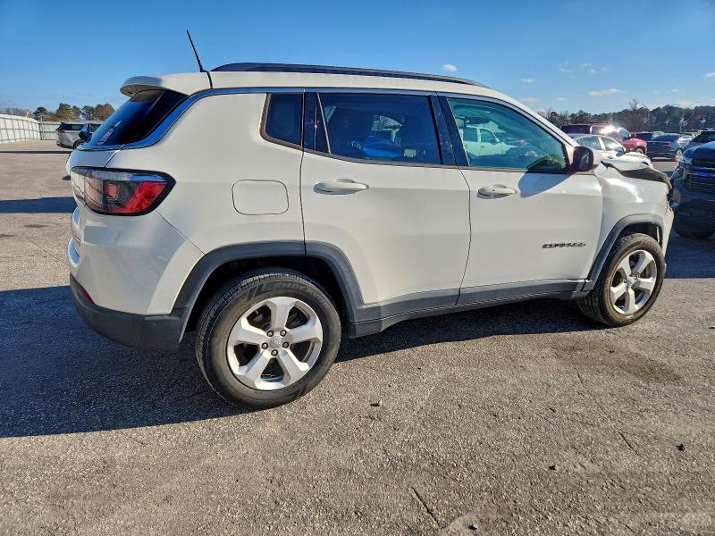 Фото 3 - JEEP COMPASS