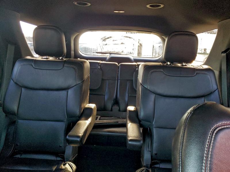 Фото 10 - FORD EXPLORER