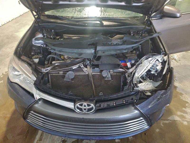 Фото 11 - TOYOTA CAMRY