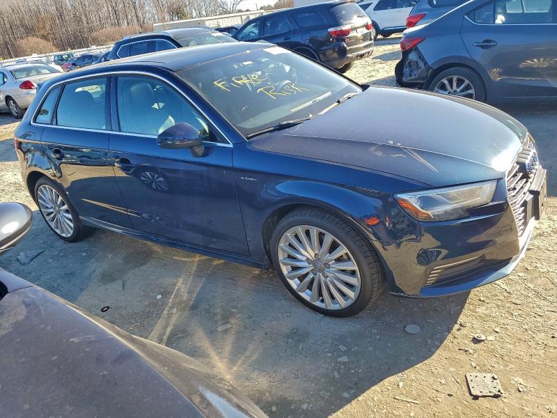 Фото 4 - AUDI A3