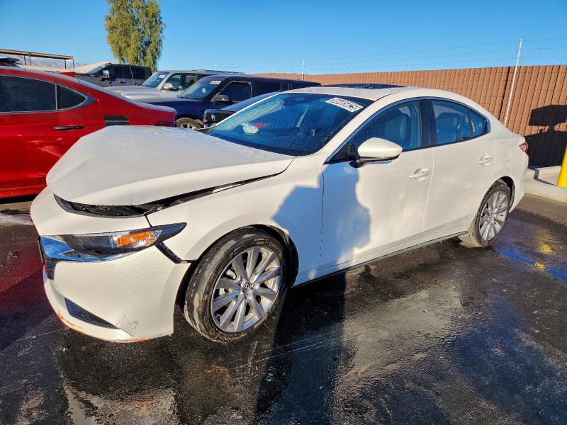 Фото 1 - MAZDA 3