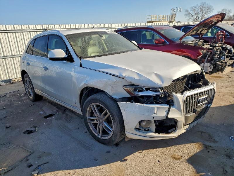 Фото 4 - AUDI Q5