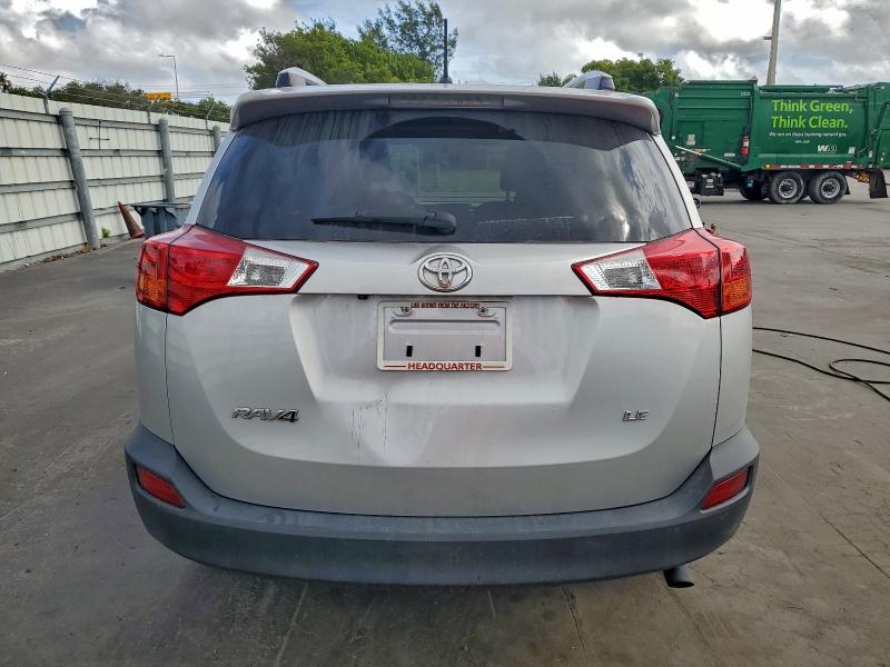 Фото 6 - TOYOTA RAV4