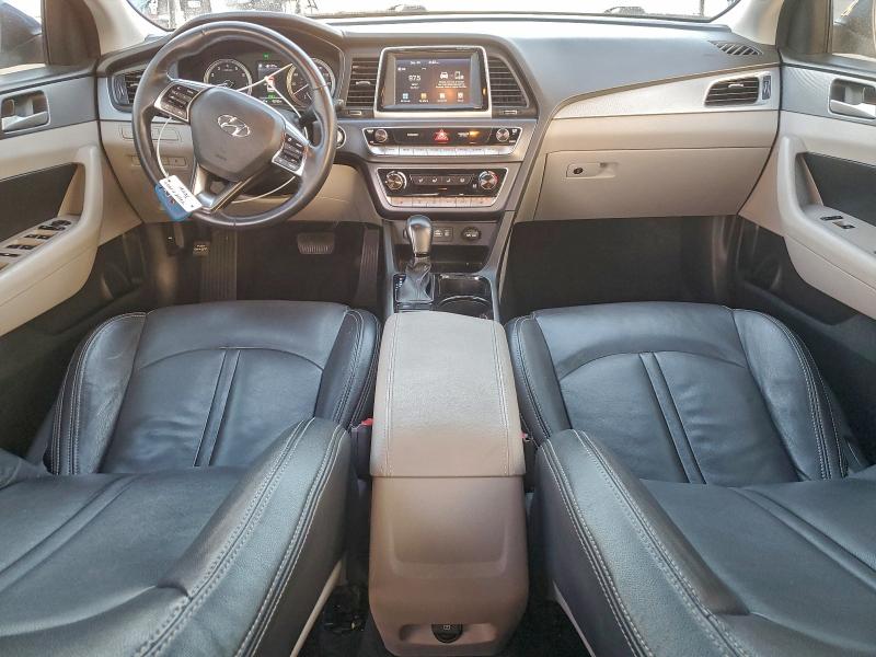 Фото 8 - HYUNDAI SONATA