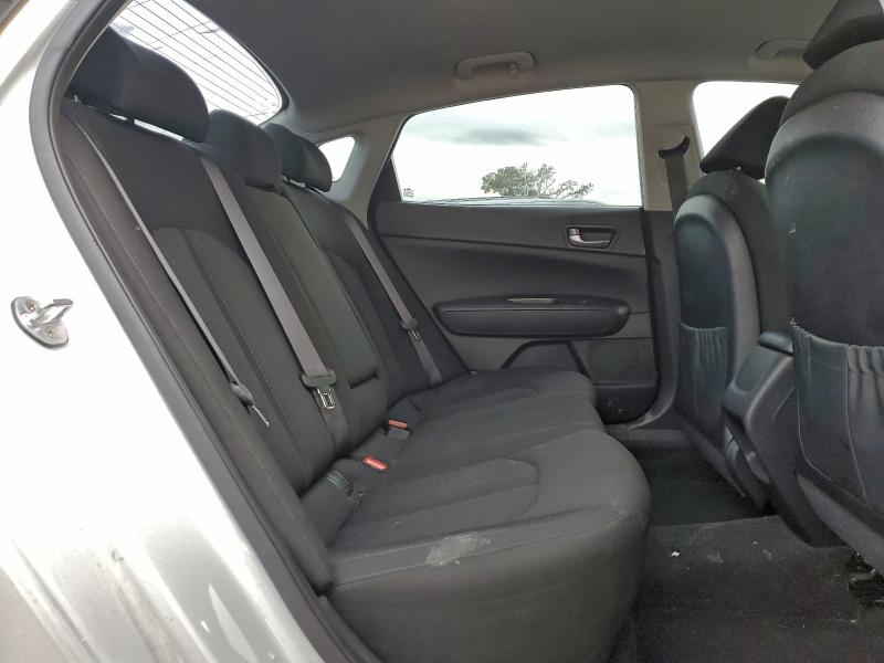 Фото 10 - KIA OPTIMA