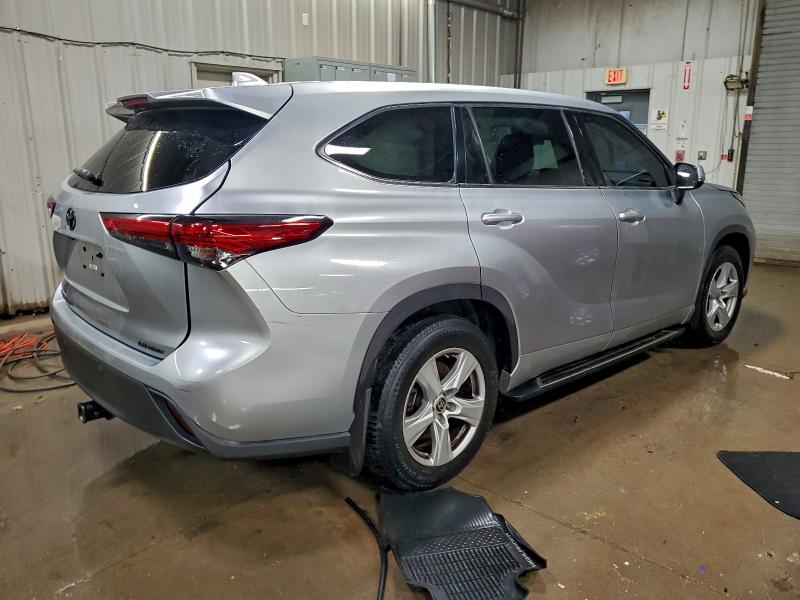 Фото 3 - TOYOTA HIGHLANDER