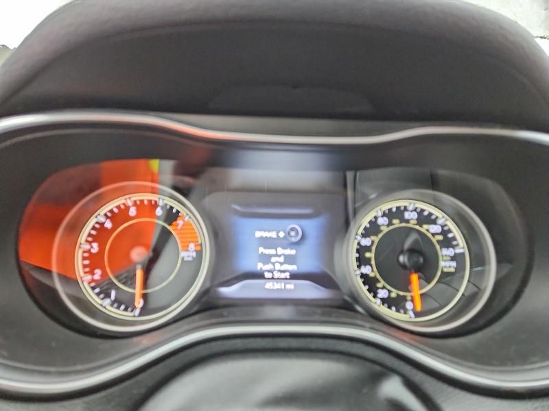 Фото 9 - JEEP GRAND CHER