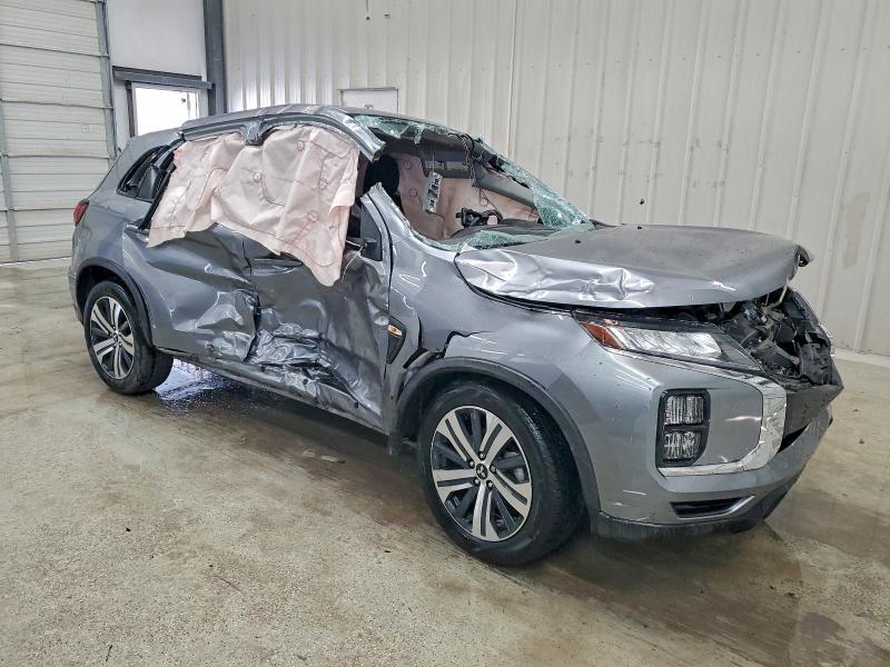 Фото 4 - MITSUBISHI OUTLANDER