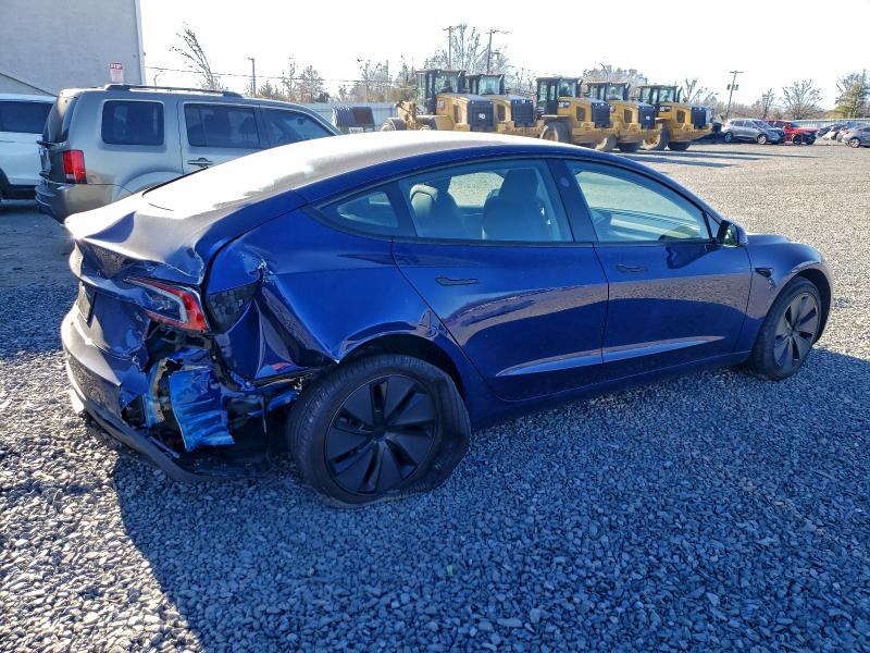 Фото 3 - TESLA MODEL 3