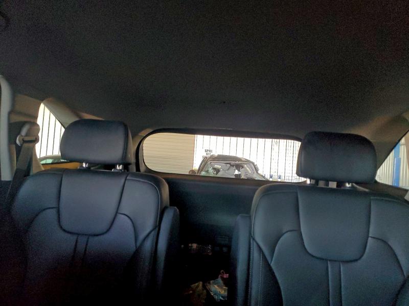 Фото 10 - KIA SORENTO