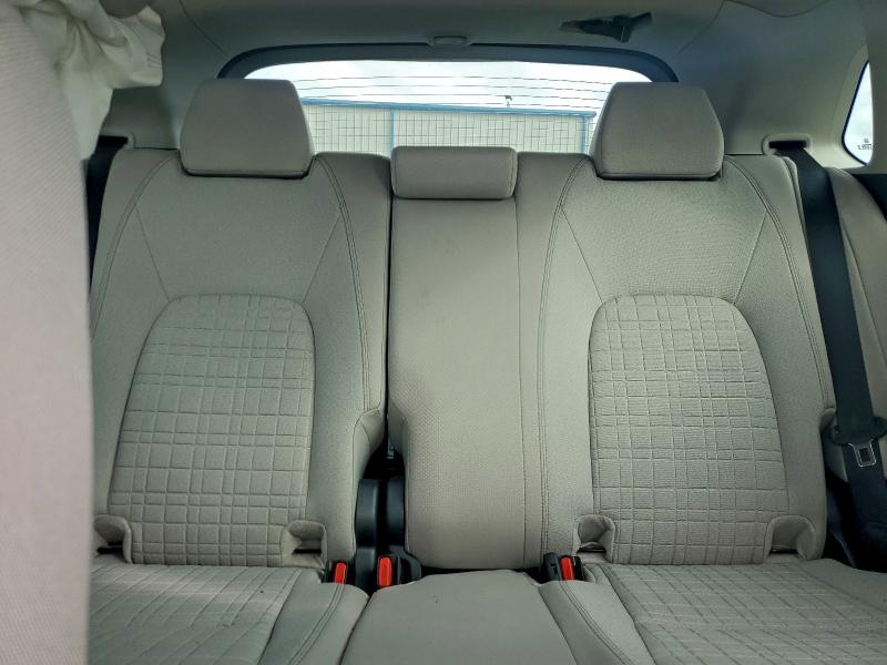 Фото 10 - HONDA HR-V