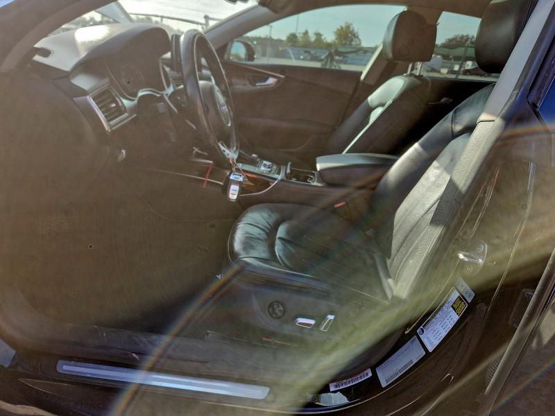 Фото 7 - AUDI A7