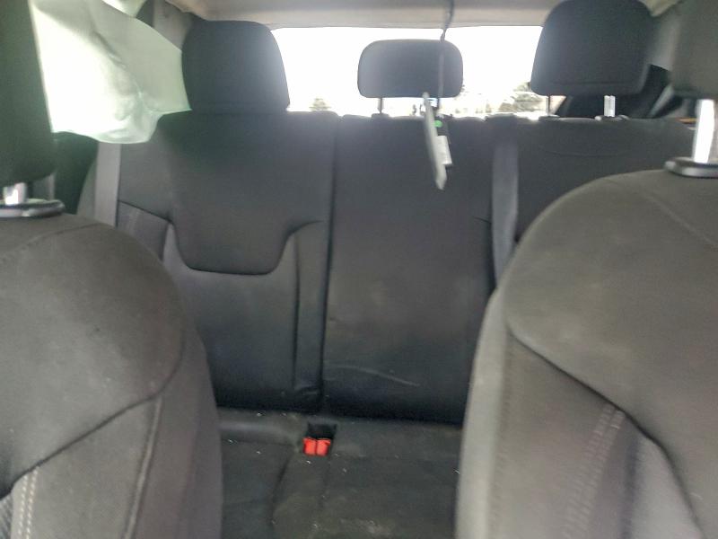 Фото 10 - JEEP RENEGADE