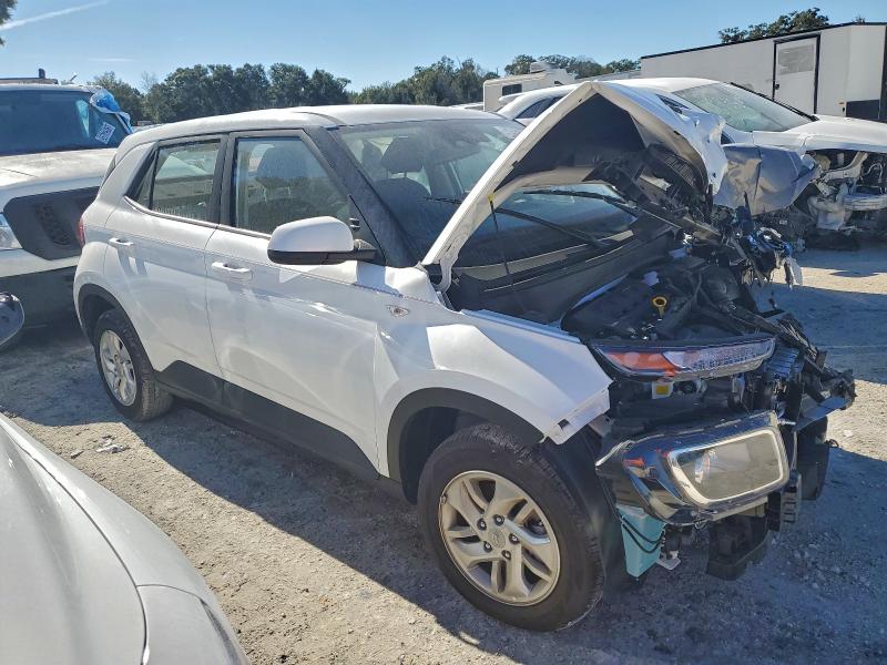 Фото 4 - HYUNDAI VENUE