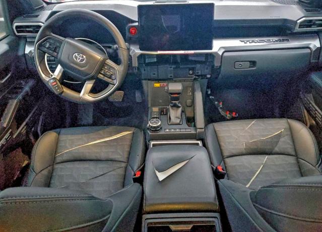 Фото 8 - TOYOTA TACOMA