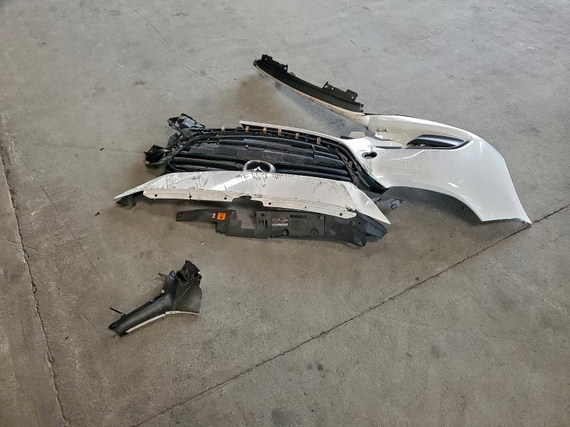 Фото 12 - MAZDA 3