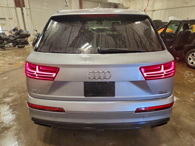 Фото 6 - AUDI Q7